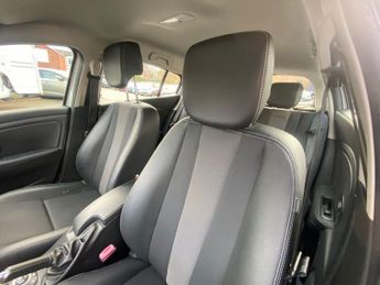 RENAULT MEGANE 1.5 dCi Dynamique Nav Hatchback 5dr Diesel Manual Euro 6 (s/s) (