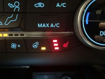 FORD KUGA 2.5h Duratec Vignale SUV 5dr Petrol Hybrid CVT Euro 6 (s/s) (190