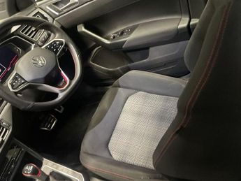 VOLKSWAGEN POLO 2.0 TSI GTI Hatchback 5dr Petrol DSG Euro 6 (s/s) (207 ps)