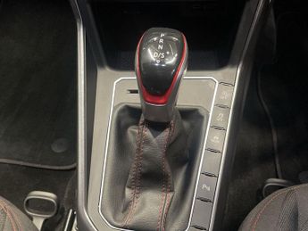 VOLKSWAGEN POLO 2.0 TSI GTI Hatchback 5dr Petrol DSG Euro 6 (s/s) (207 ps)
