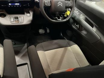 CITROEN E-BERLINGO 50kWh Flair XTR M MPV 5dr Electric Auto (7.4kW Charger) (136 ps)