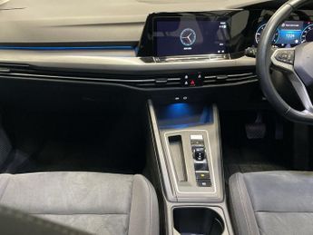 VOLKSWAGEN GOLF 2.0 TDI Style Hatchback 5dr Diesel DSG Euro 6 (s/s) (150 ps)