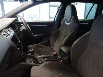 SKODA OCTAVIA 2.0 TSI vRS Challenge Estate 5dr Petrol DSG Euro 6 (s/s) (245 ps