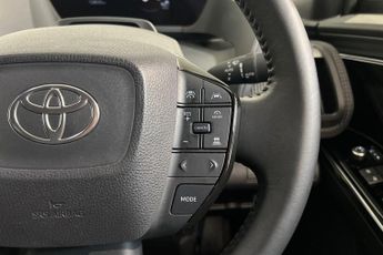 TOYOTA BZ4X 71.4kWh Motion SUV 5dr Electric Auto (11kW OBC) (204 ps) Reverse
