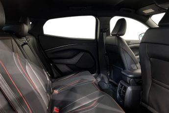 FORD MUSTANG MACH-E Standard Range 70kWh SUV 5dr Electric Automatic AWD (269 ps) Rea