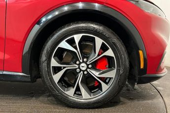 FORD MUSTANG MACH-E Standard Range 70kWh SUV 5dr Electric Automatic AWD (269 ps) Rea