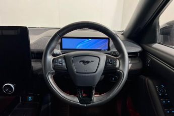 FORD MUSTANG MACH-E Standard Range 70kWh SUV 5dr Electric Automatic AWD (269 ps) Rea