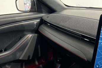 FORD MUSTANG MACH-E Standard Range 70kWh SUV 5dr Electric Automatic AWD (269 ps) Rea