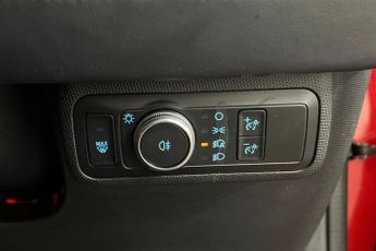 FORD MUSTANG MACH-E Standard Range 70kWh SUV 5dr Electric Automatic AWD (269 ps) Rea