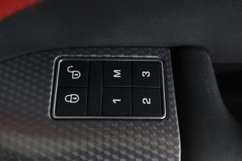 LAND ROVER RANGE ROVER SPORT 3.0 SD V6 HSE Dynamic Auto 4WD Euro 6 (s/s) 5dr