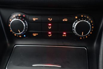 MERCEDES-BENZ GLA 1.6 GLA180 Urban Edition 7G-DCT Euro 6 (s/s) 5dr