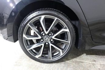 TOYOTA COROLLA 1.8 VVT-h Excel CVT Euro 6 (s/s) 5dr