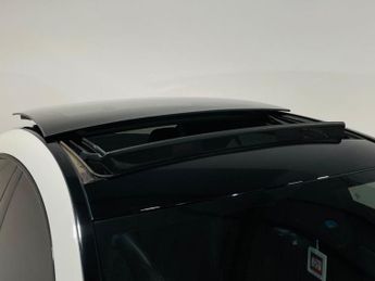 MERCEDES-BENZ CLA 2.1 CLA220d AMG Line Coupe 4dr Diesel 7G-DCT Euro 6 (s/s) (177 p