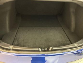 TESLA Model 3 Standard Range Plus Saloon 4dr Electric Auto RWD (241 bhp)