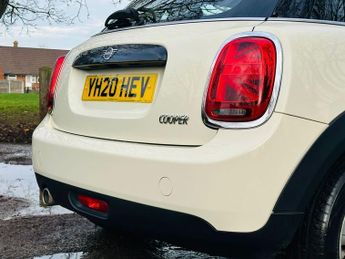 MINI HATCH 1.5 Cooper Classic Hatchback 5dr Petrol Steptronic Euro 6 (s/s) 