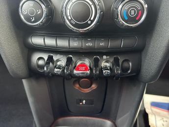 MINI HATCH 1.5 Cooper Classic Hatchback 5dr Petrol Steptronic Euro 6 (s/s) 