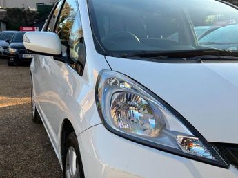 HONDA JAZZ 1.4 i-VTEC ES Plus Hatchback 5dr Petrol CVT Euro 5 (99 ps)