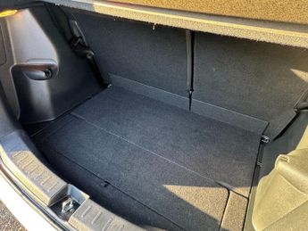 HONDA JAZZ 1.4 i-VTEC ES Plus Hatchback 5dr Petrol CVT Euro 5 (99 ps)