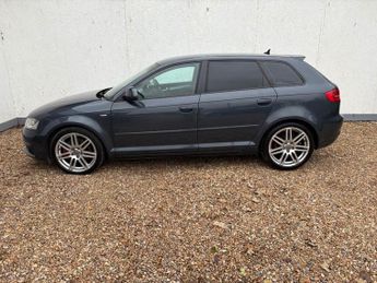 AUDI A3 2.0 TDI S line Sportback 5dr Diesel S Tronic Euro 4 (170 ps)