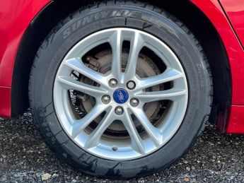 FORD MONDEO 1.5T EcoBoost Zetec Hatchback 5dr Petrol Auto Euro 6 (s/s) (160 