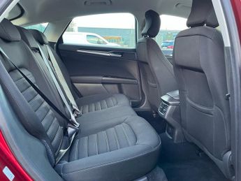 FORD MONDEO 1.5T EcoBoost Zetec Hatchback 5dr Petrol Auto Euro 6 (s/s) (160 