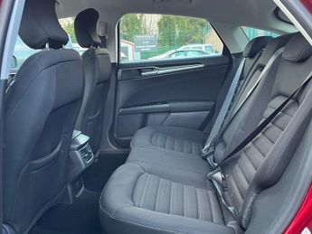 FORD MONDEO 1.5T EcoBoost Zetec Hatchback 5dr Petrol Auto Euro 6 (s/s) (160 