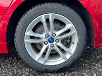 FORD MONDEO 1.5T EcoBoost Zetec Hatchback 5dr Petrol Auto Euro 6 (s/s) (160 