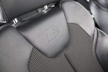 AUDI Q2 1.6 TDI 30 S line SUV 5dr Diesel S Tronic Euro 6 (s/s) (116 ps)