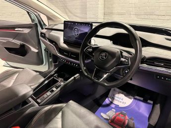 SKODA ENYAQ 62kWh 60 Nav Suite SUV 5dr Electric Auto (179 ps)