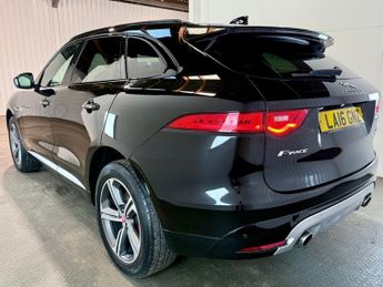 JAGUAR F-PACE 3.0 D300 V6 S SUV 5dr Diesel Auto AWD Euro 6 (s/s) (300 ps)