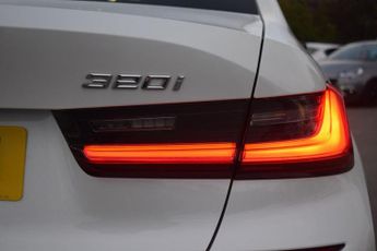 BMW 3 SERIES 2.0 320i M Sport Saloon 4dr Petrol Auto Euro 6 (s/s) (184 ps)