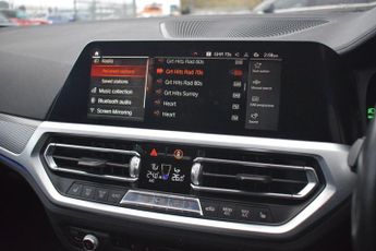 BMW 3 SERIES 2.0 320i M Sport Saloon 4dr Petrol Auto Euro 6 (s/s) (184 ps)