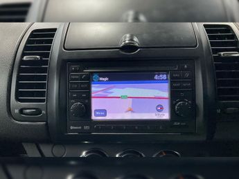 NISSAN NOTE 1.6 16V Tekna Hatchback 5dr Petrol Auto Euro 4 (110 ps)