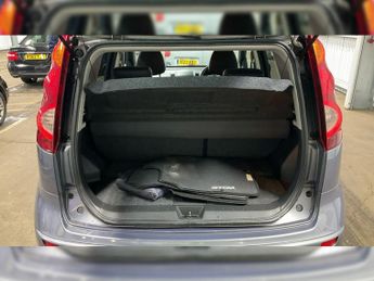 NISSAN NOTE 1.6 16V Tekna Hatchback 5dr Petrol Auto Euro 4 (110 ps)