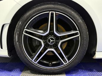 MERCEDES-BENZ A-CLASS 1.3 A200 AMG Line Edition (Executive) Saloon 4dr Petrol 7G-DCT E