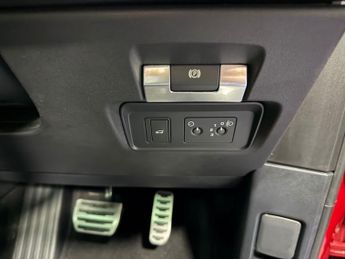 LAND ROVER RANGE ROVER EVOQUE 2.0 P200 MHEV R-Dynamic S SUV 5dr Petrol Auto 4WD Euro 6 (s/s) (