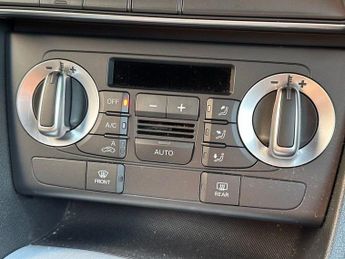 AUDI Q3 2.0 TFSI S line SUV 5dr Petrol S Tronic quattro Euro 5 (s/s) (17