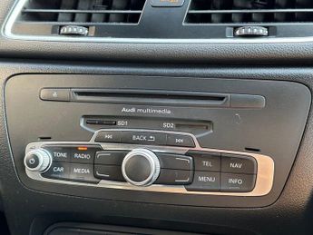 AUDI Q3 2.0 TFSI S line SUV 5dr Petrol S Tronic quattro Euro 5 (s/s) (17