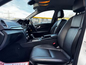 MERCEDES-BENZ C-CLASS 2.1 C220 CDI BlueEfficiency Executive SE Saloon 4dr Diesel G-Tro
