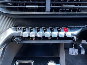 PEUGEOT 3008 1.6 13.2kWh Allure SUV 5dr Petrol Plug-in Hybrid e-EAT Euro 6 (s