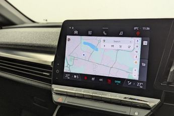 RENAULT MEGANE E-TECH 60kWh launch edition Hatchback 5dr Electric Auto (220 ps)