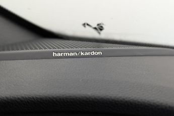 RENAULT MEGANE E-TECH 60kWh launch edition Hatchback 5dr Electric Auto (220 ps)