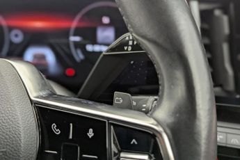 RENAULT MEGANE E-TECH 60kWh launch edition Hatchback 5dr Electric Auto (220 ps)