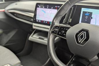 RENAULT MEGANE E-TECH 60kWh launch edition Hatchback 5dr Electric Auto (220 ps)