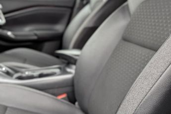 NISSAN JUKE 1.0 DIG-T N-Connecta SUV 5dr Petrol DCT Auto Euro 6 (s/s) (114 p