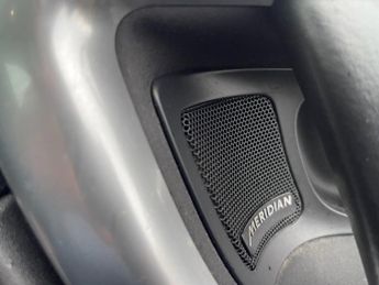 LAND ROVER DISCOVERY SPORT 2.0 TD4 HSE Black SUV 5dr Diesel Auto 4WD Euro 6 (s/s) (180 ps)