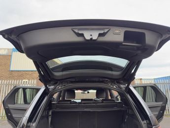 LAND ROVER DISCOVERY SPORT 2.0 TD4 Landmark SUV 5dr Diesel Auto 4WD Euro 6 (s/s) (180 ps)