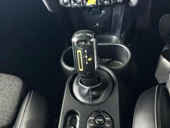 MINI Electric Hatch Cooper SE 32.6kWh Level 2 Hatchback 3dr Electric Auto (184 ps) 1