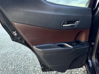 TOYOTA C-HR 1.8 VVT-h Excel SUV 5dr Petrol Hybrid CVT Euro 6 (s/s) (122 ps)