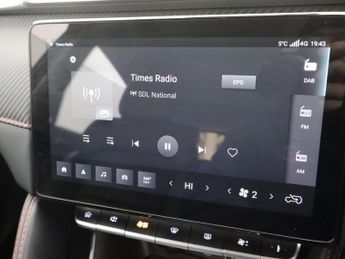 MG MG ZS 72.6kWh Trophy Connect Long Range SUV 5dr Electric Auto (156 ps)